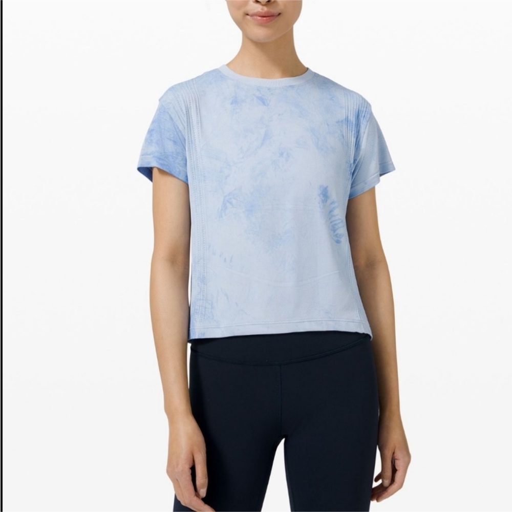 Lululemon Train to Be Short Sleeve Shirt in Blue Tie Dye